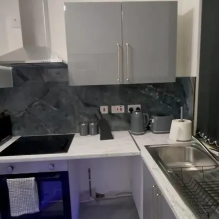 شقة A Beautiful 2 Bedroom ليدز